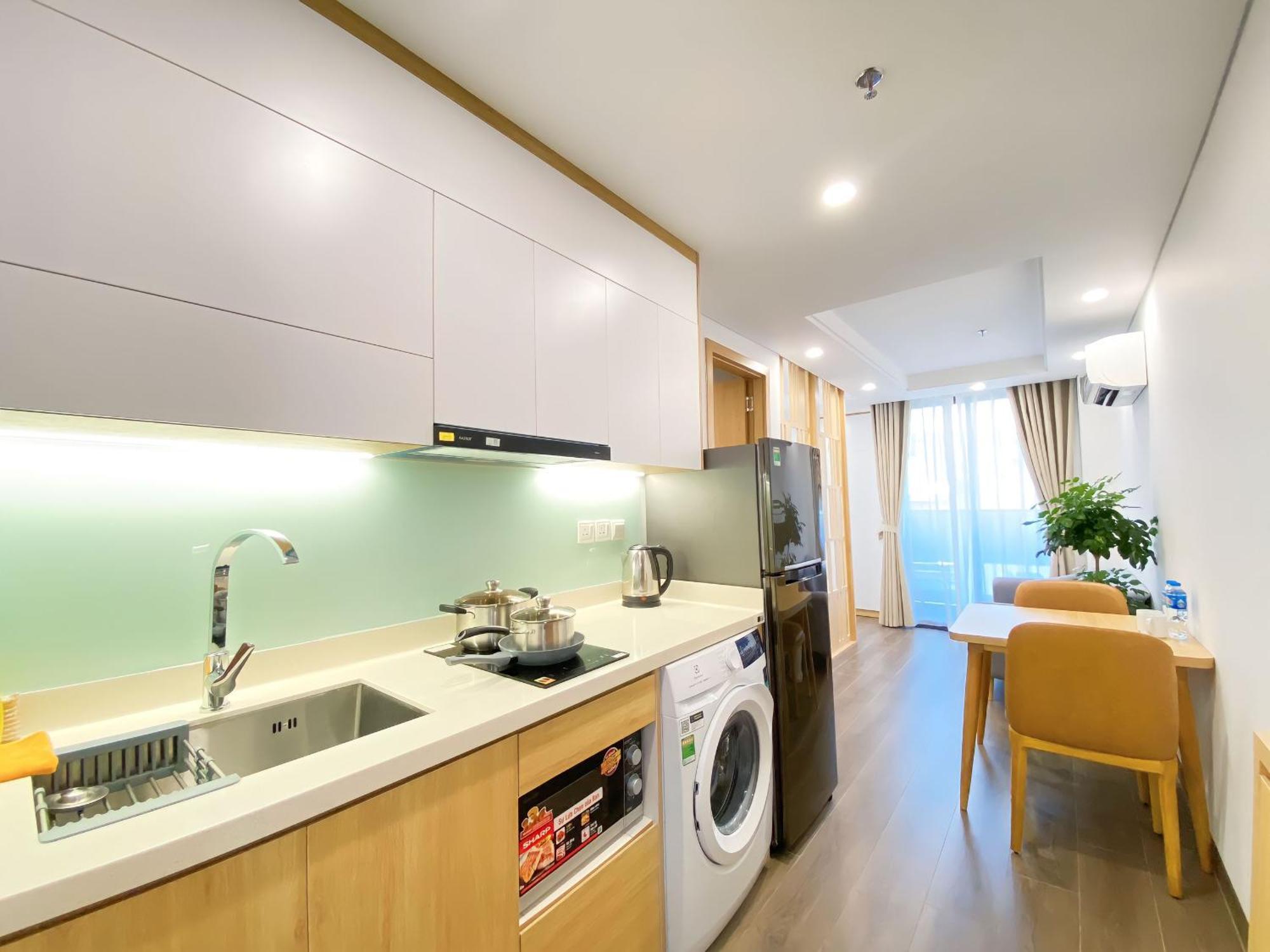 Hsuites Riverside Hotel And Apartment ダナン市 エクステリア 写真